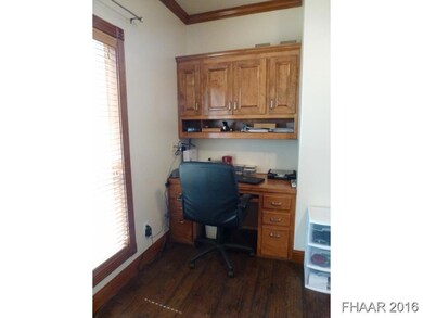 328 Skyline Dr, Copperas Cove, TX 76522 - photo 4