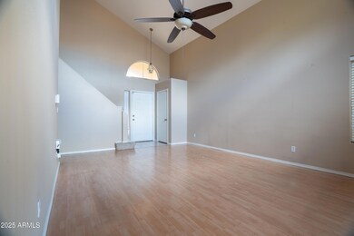 1356 E Helena Dr unit II, Phoenix, AZ 85022 - photo 5