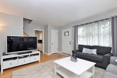 (3) MAIN FLOOR Living Room