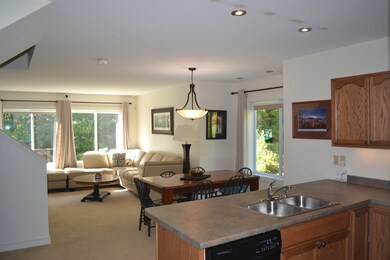 206 Stoney Path Rd unit 605, Jay, VT 05859 - photo 3