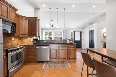 48 Burr Oak Dr, Crystal Lake, IL 60014 - photo 7