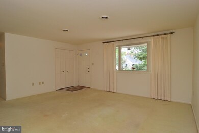 2801 Filbert Ave, Reading, PA 19606 - photo 6