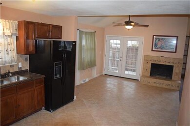 9824 W 56th St, Shawnee, KS 66203 - photo 3