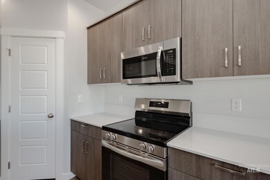 18389 N Trumpet Lily Ave, Nampa, ID 83687 - photo 5