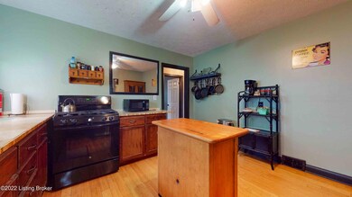 1239-Schiller-Ave-6