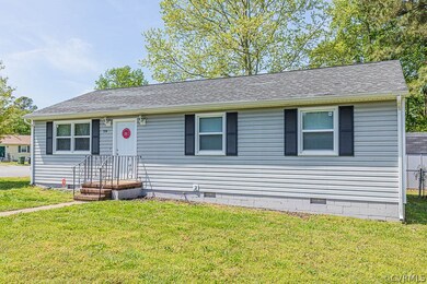 FRONT ELEVATION, MAINTENANCE FREE VINYL SIDING