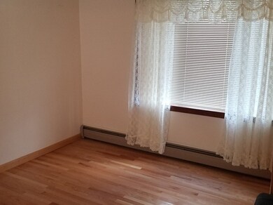 24 Orchard St, Fall River, MA 02723 - photo 5