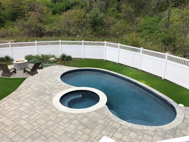 Intervale Back yard
