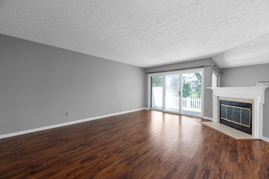 2236 Victoria Park Dr unit 2236, Columbus, OH 43235 - photo 4