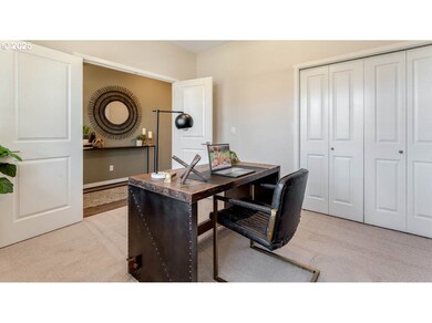 9371 SE Crystal Rose St, Happy Valley, OR 97086 - photo 4