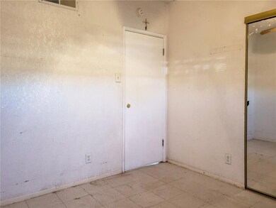 308 Mccarthy Ave, El Paso, TX 79915 - photo 7