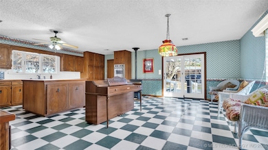 204 Bear Hollow Rd, Wilson, OK 73463 - photo 7