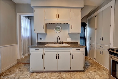 322 E 4th St, Dover, OH 44622 - photo 7