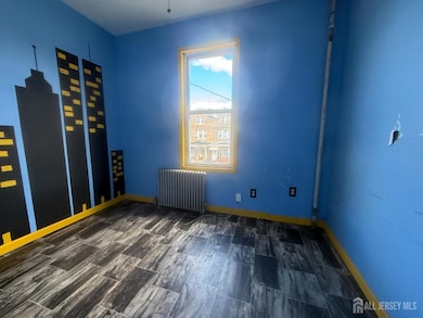 185 Lewis St, Perth Amboy, NJ 08861 - photo 7