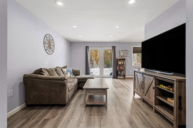 22 Bramber ii, Rochester, NH 03867 - photo 4