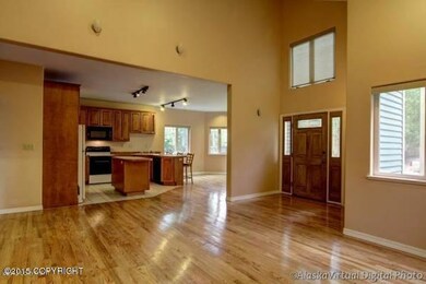 1535 F St, Anchorage, AK 99501 - photo 4