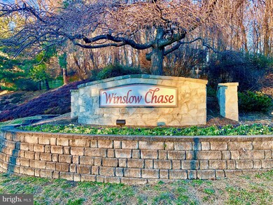 1982 Winslow Ct, Woodbridge, VA 22191 - photo 2