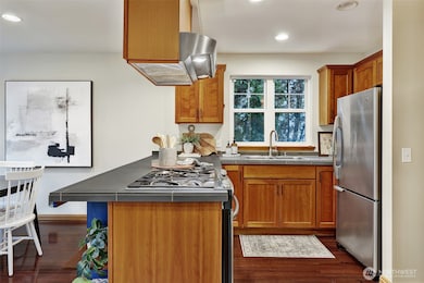 9005 Fremont Ave N unit A, Seattle, WA 98103 - photo 5