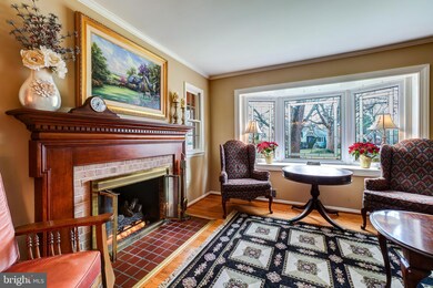 8517 Doter Dr, Alexandria, VA 22308 - photo 5