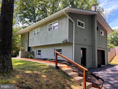 23009 Gunston Dr, Lexington Park, MD 20653 - photo 5