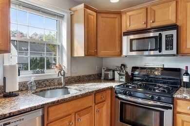 41 Roosevelt Ave unit 41, Dracut, MA 01826 - photo 5