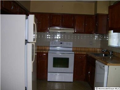 93A Birchwood Dr unit A, Whiting, NJ 08759 - photo 3