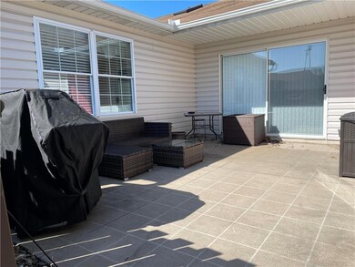 5824 Burning Tree Ln, Macungie, PA 18062 - photo 7