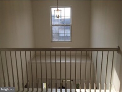 108 W Flagstone Dr, Newark, DE 19702 - photo 4