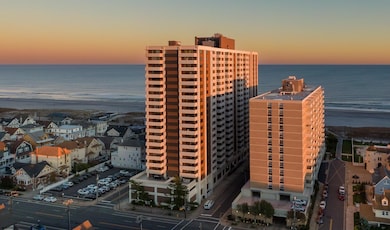 The Berkley unit 5M, Atlantic City, NJ 08401 - photo 2