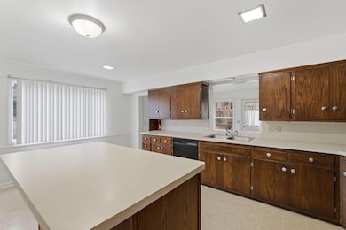 449 Lewis St, Burlington, WI 53105 - photo 6