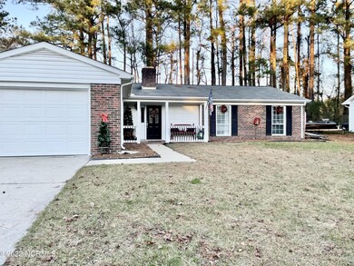 1022 Foscue Dr, Jacksonville, NC 28540 - photo 2