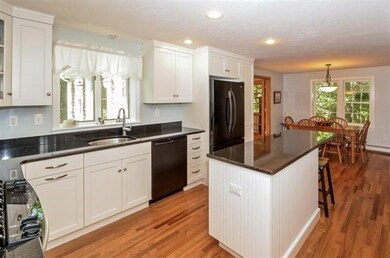 18 Windsor Way, Mashpee, MA 02649 - photo 5