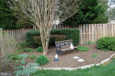 15711 Pissaro Terrace, North Potomac, MD 20878 - photo 4