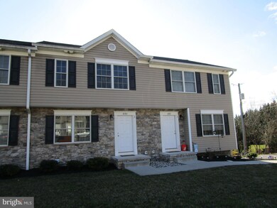 6301 Barnett Ave unit B, Eldersburg, MD 21784 - photo 2