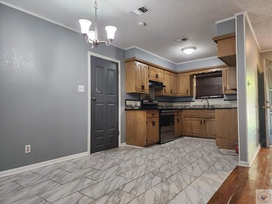 2105 Handley St, Texarkana, TX 75501 - photo 3