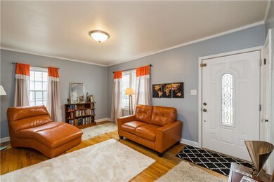 2522 47th St, Des Moines, IA 50310 - photo 2