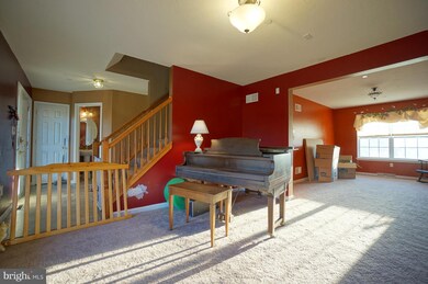 4714 Warner Dr, Manchester, MD 21102 - photo 4