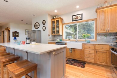 16935 Covina Rd, Bend, OR 97707 - photo 6