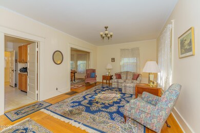 1 Livingroom 2