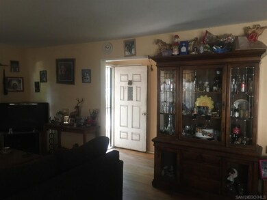 334 W Lincoln Ave, Escondido, CA 92026 - photo 4