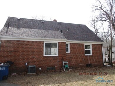 2626 Castleton Ave, Toledo, OH 43613 - photo 3