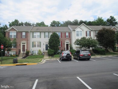 8511 Pine Meadows Dr, Odenton, MD 21113 - photo 2