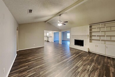 2005 Schumac Ln, Bedford, TX 76022 - photo 2