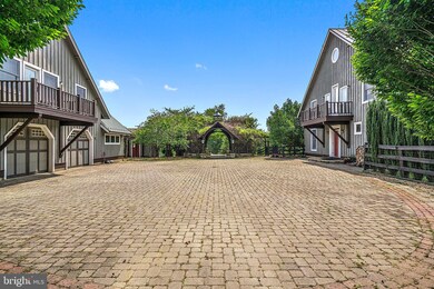 36913 Paxson Rd, Purcellville, VA 20132 - photo 3