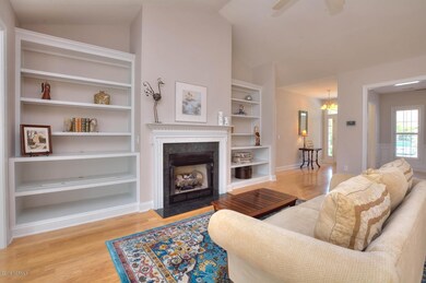 3467 Haskell Ln SE Southport-large-008-0