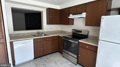 9538 Quarry Bridge Ct, Columbia, MD 21046 - photo 5