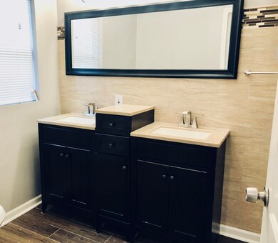 343 S Commonwealth Ave, Aurora, IL 60506 - photo 5