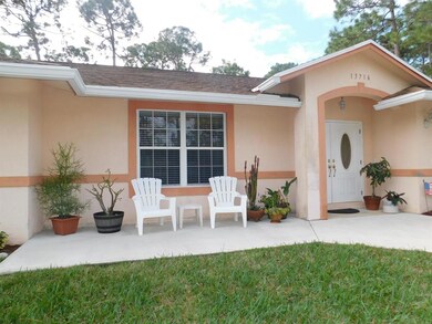 FRONT SITTING AREA