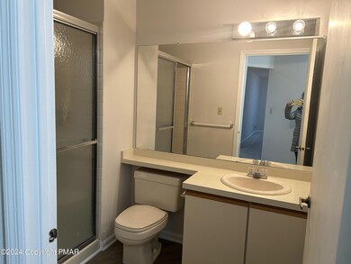 5 Village Cir unit 1103, Stroudsburg, PA 18360 - photo 4