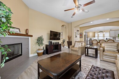 163 Mount Ellen St, Hutto, TX 78634 - photo 4